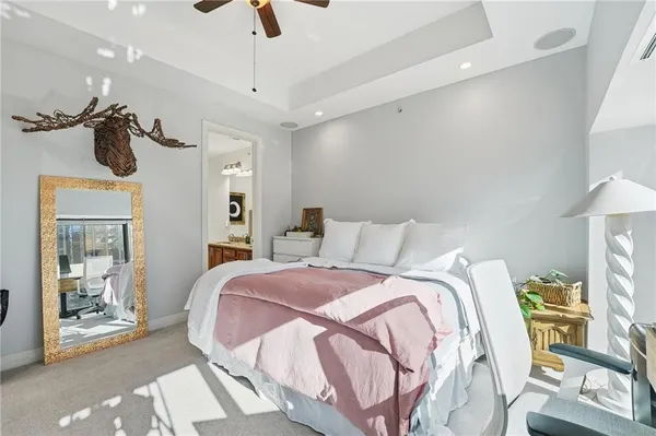 $389,500 | 1101 Walnut Street, Unit 907, Kansas City, MO 64106