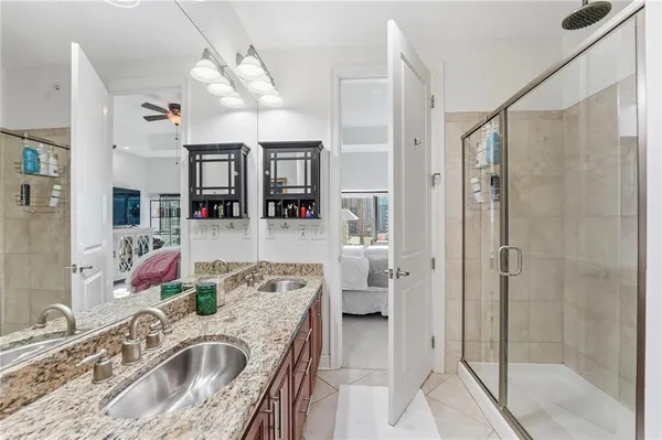 $389,500 | 1101 Walnut Street, Unit 907, Kansas City, MO 64106