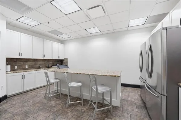 $389,500 | 1101 Walnut Street, Unit 907, Kansas City, MO 64106