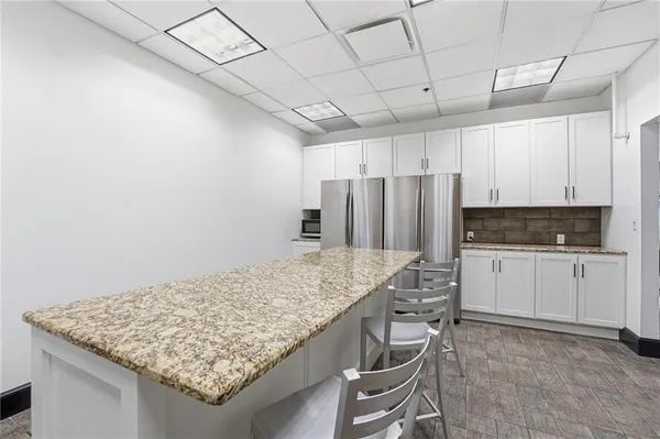 $389,500 | 1101 Walnut Street, Unit 907, Kansas City, MO 64106