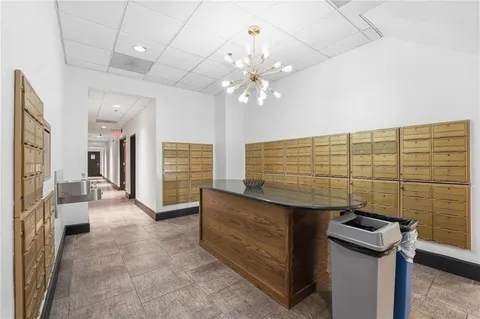 $389,500 | 1101 Walnut Street, Unit 907, Kansas City, MO 64106