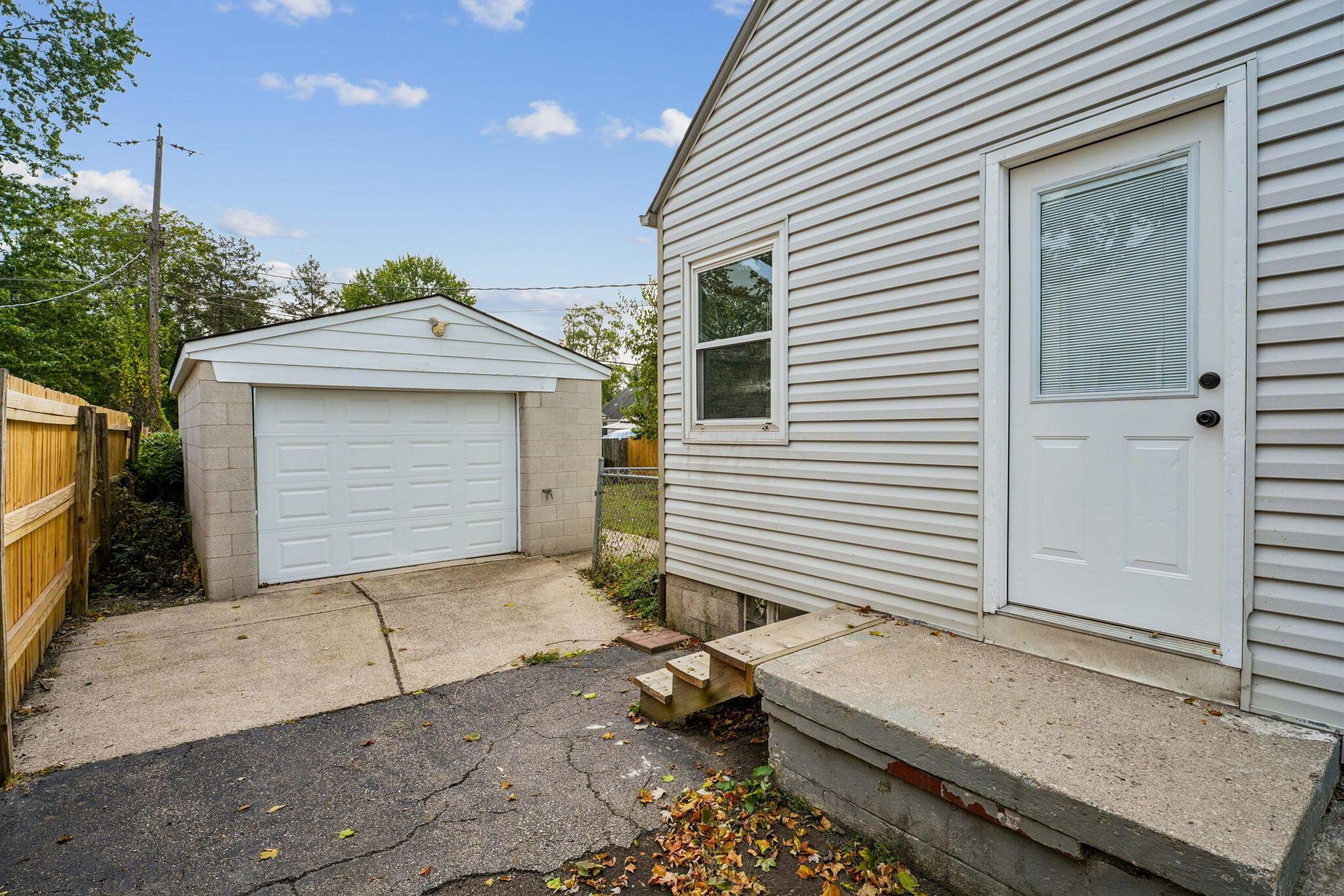 3476 Beulah Road Columbus, OH 43224 - Photo 42 of 52 5-web-or-mls-3476-beulah-rd