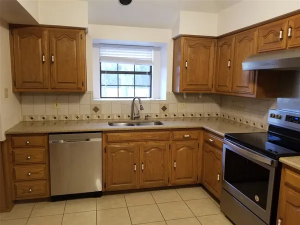 $2,700 | 621 New Hope Road East, New Hope, TX 75071