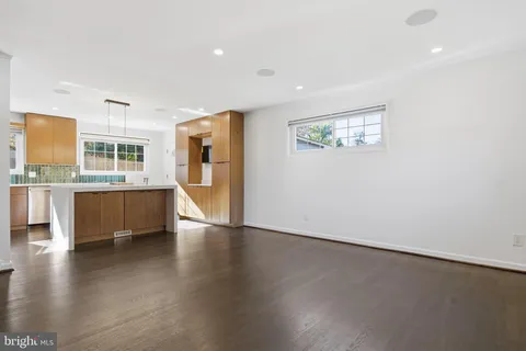 $3,600 | 3700 Emily Street, Kensington, MD 20895