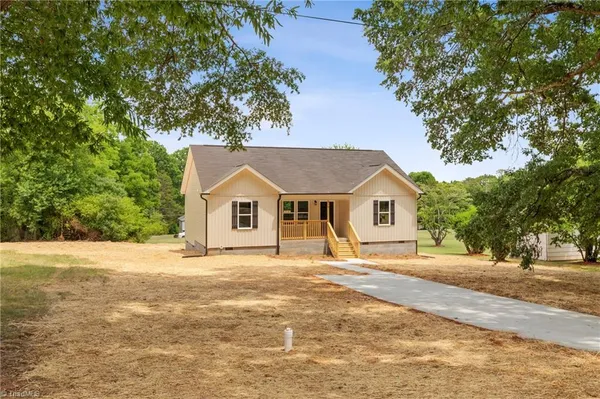 $214,999 | 210 Merriman Street, Eden, NC 27288