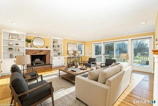 $500,000 | 6 Chaffee Lane, Farmington, CT 06085