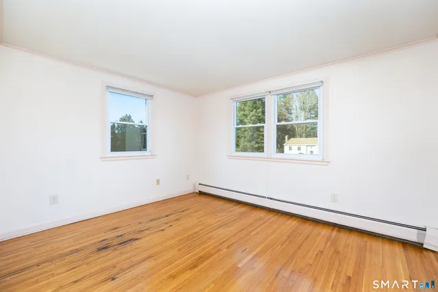 $500,000 | 6 Chaffee Lane, Farmington, CT 06085