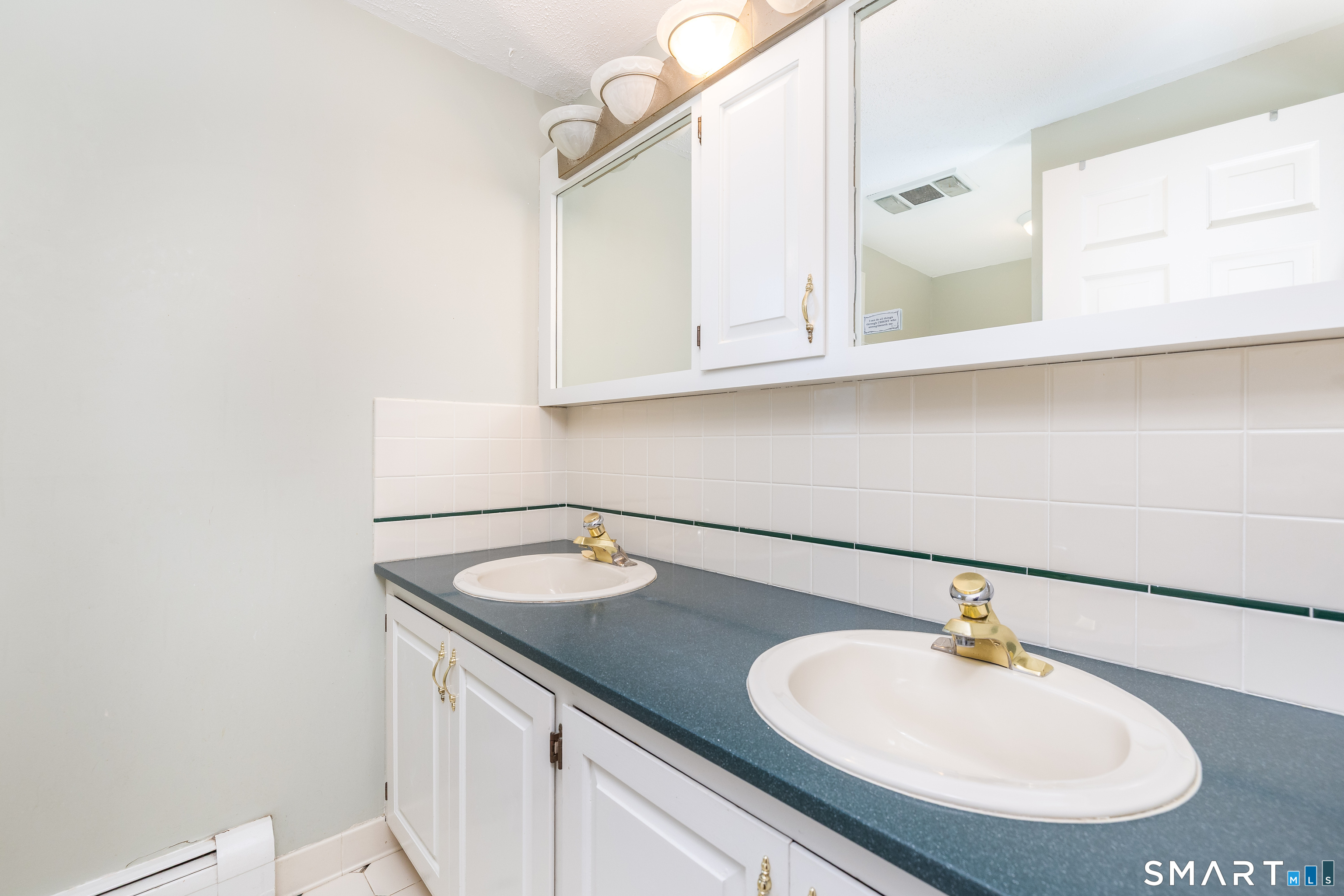 6 Chaffee Lane Farmington, CT 06085 - Photo 20 of 40