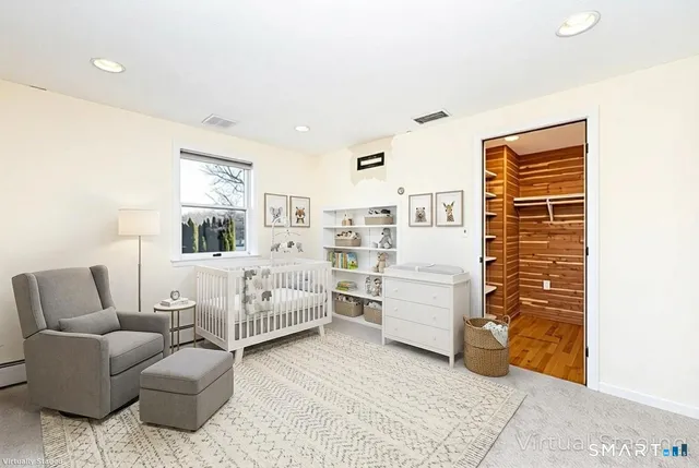 $500,000 | 6 Chaffee Lane, Farmington, CT 06085