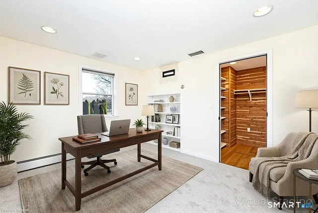 $500,000 | 6 Chaffee Lane, Farmington, CT 06085