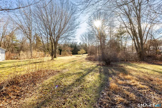 $500,000 | 6 Chaffee Lane, Unionville, CT 06085