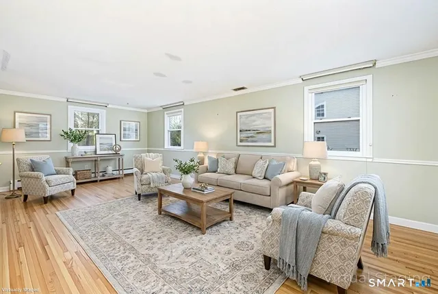 $500,000 | 6 Chaffee Lane, Farmington, CT 06085