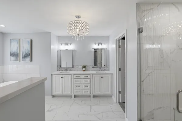 $1,200,000 | 5701 Churchill Lane, Libertyville, IL 60048