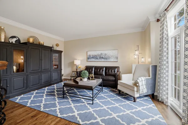$1,200,000 | 5701 Churchill Lane, Libertyville, IL 60048