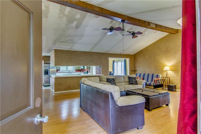 1145 Loftin Road Columbia, TN 38401 - Photo 3 of 19