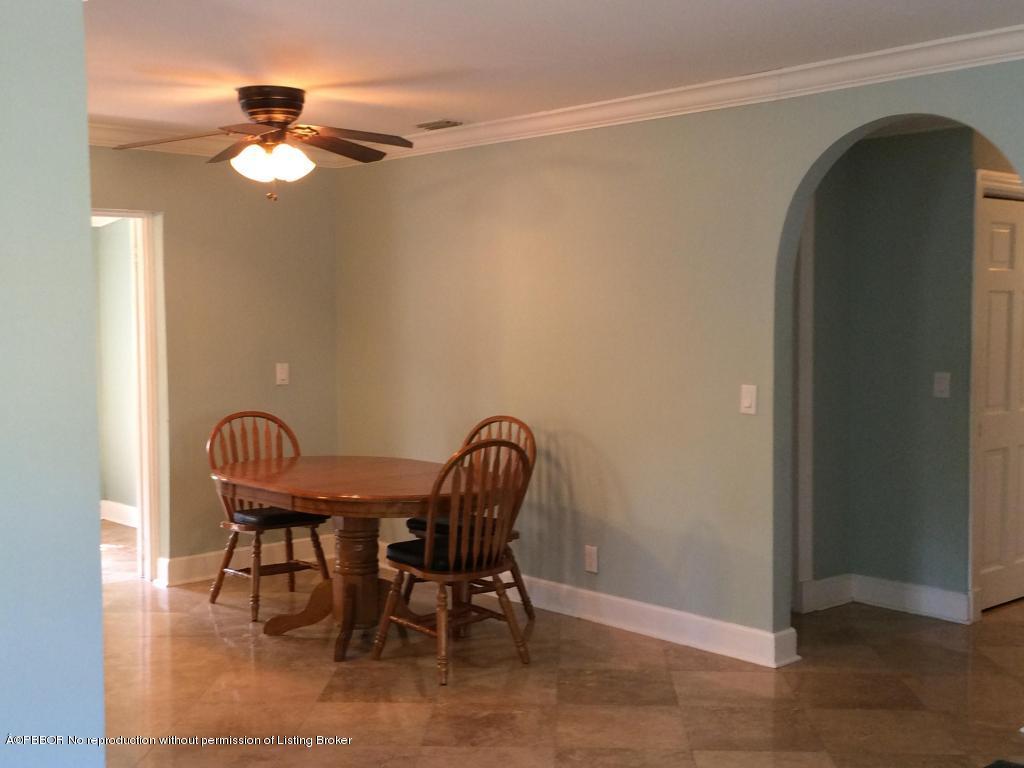 817 Sunset Road West Palm Beach, FL 33401 - Photo 3 of 6 20150320222755806769000000-o.jpg