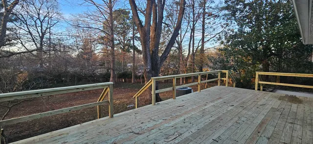 $249,000 | 1608 South Briarwood Drive, Carbondale, IL 62901