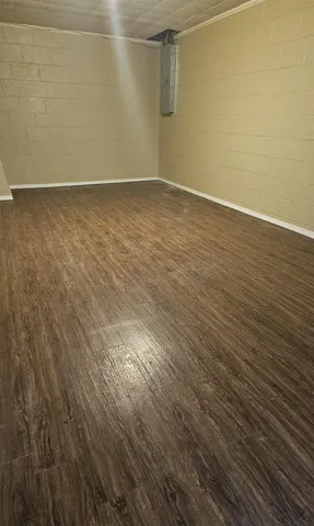 $249,000 | 1608 South Briarwood Drive, Carbondale, IL 62901