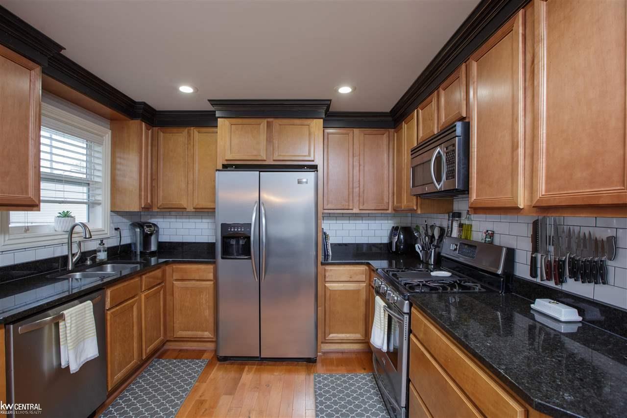 3120 Longview Avenue Rochester Hills, MI 48307 - Photo 10 of 35
