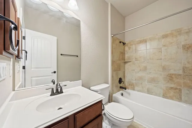 $3,300 | 209 Rock Vista Run, Austin, TX 78737