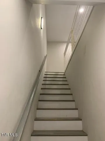 $2,000 | 705 North Main Avenue, Erwin, TN 37650