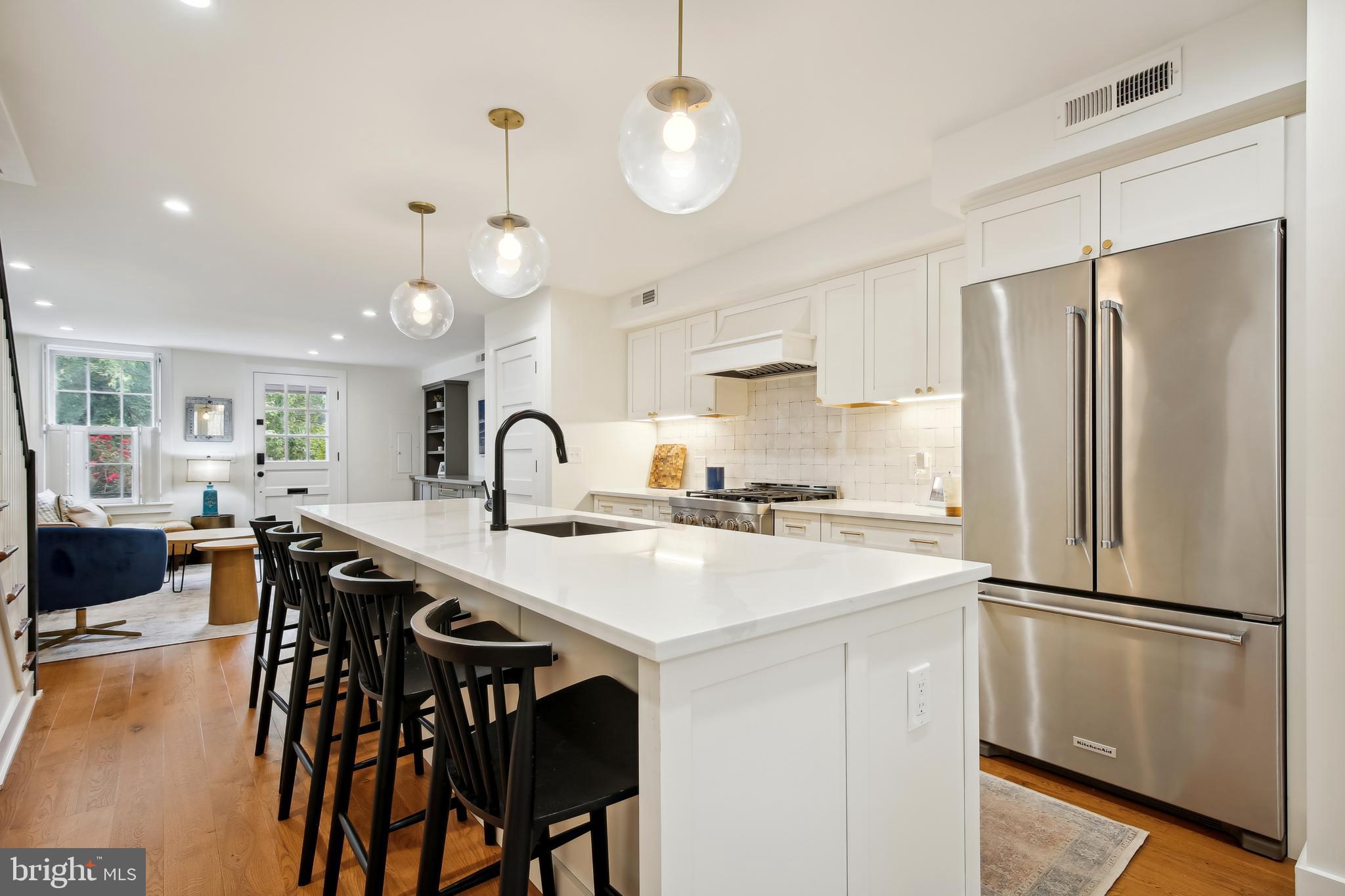 412 E Street Southeast Washington, DC 20003 - Photo 11 of 50