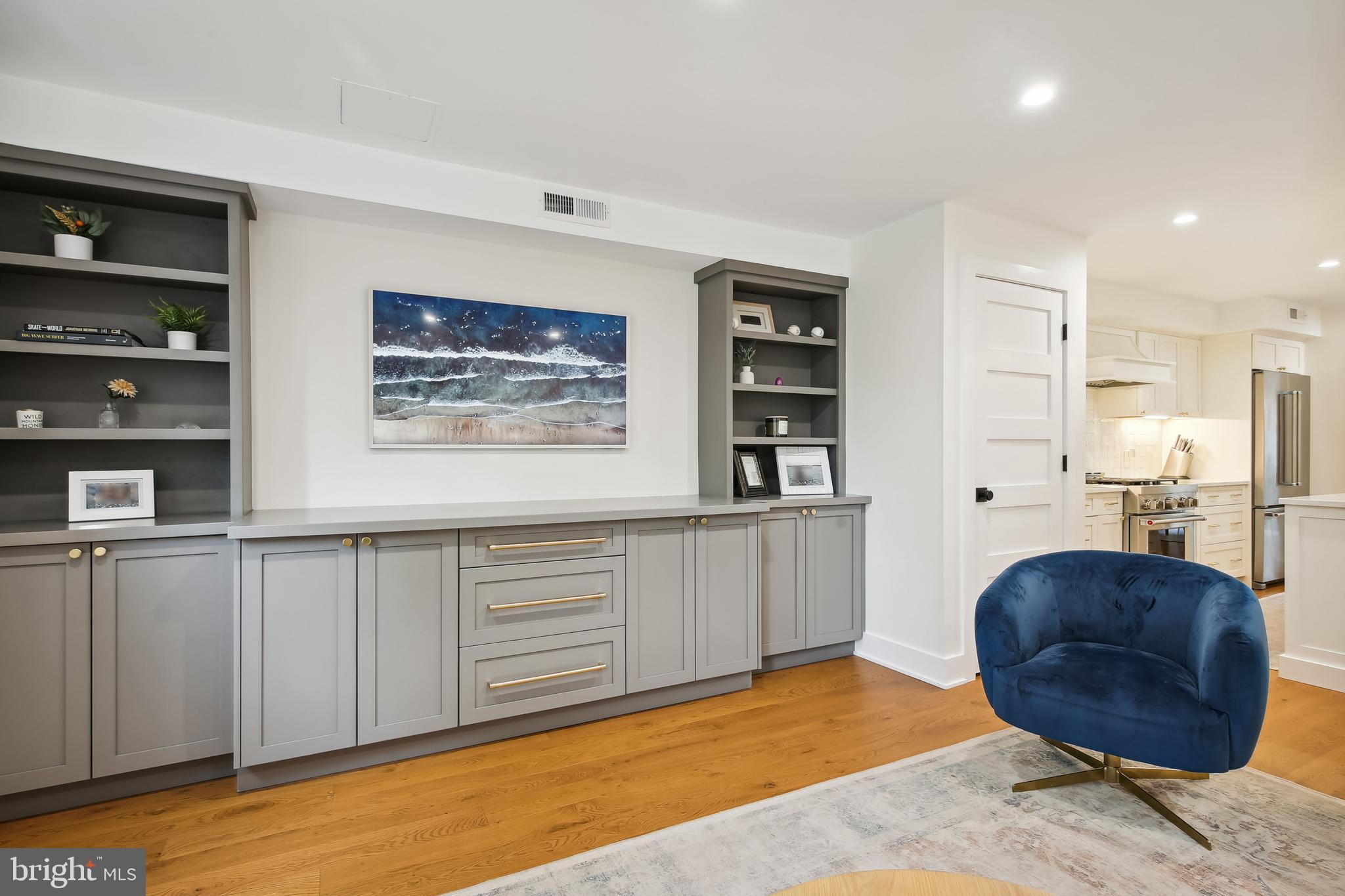 412 E Street Southeast Washington, DC 20003 - Photo 6 of 50