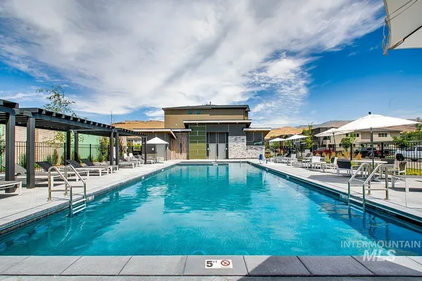 $350,000 | 3850 East Haystack Street, Unit 302, Boise, ID 83716