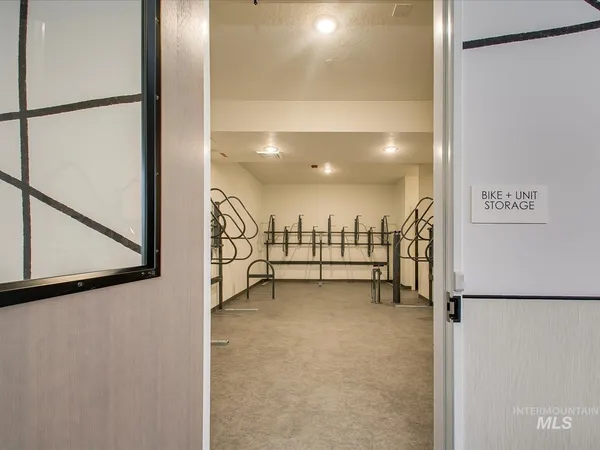 $350,000 | 3850 East Haystack Street, Unit 302, Boise, ID 83716