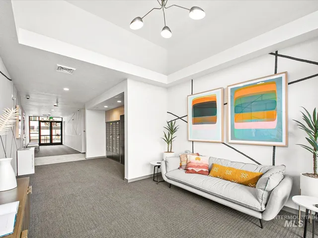 $350,000 | 3850 East Haystack Street, Unit 302, Boise, ID 83716