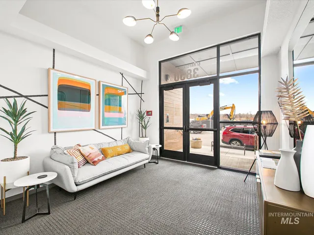 $350,000 | 3850 East Haystack Street, Unit 302, Boise, ID 83716