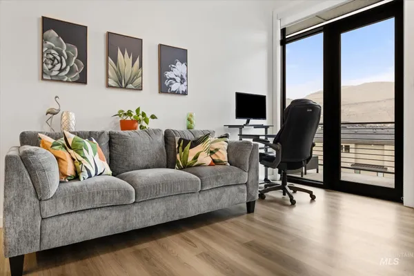 $350,000 | 3850 East Haystack Street, Unit 302, Boise, ID 83716