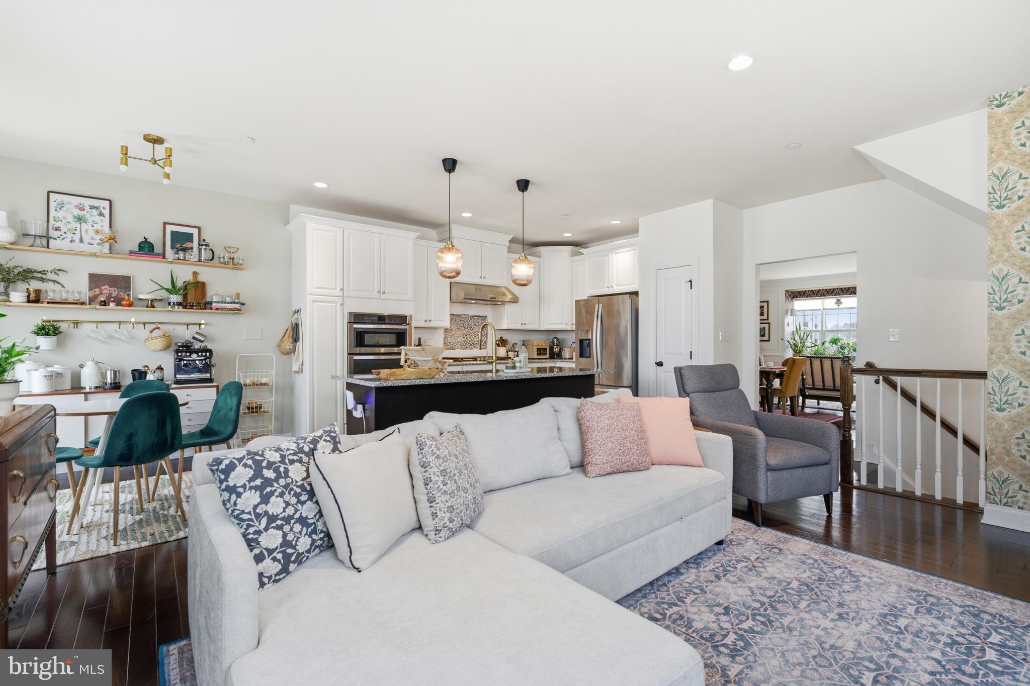 101 Murray Lane Springfield, PA 19064 - Photo 7 of 41