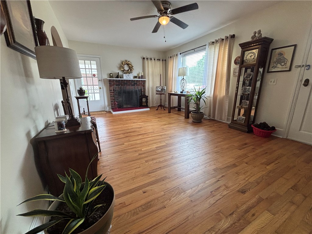422 East Savannah Street Calhoun Falls, SC 29628 - Photo 6 of 21
