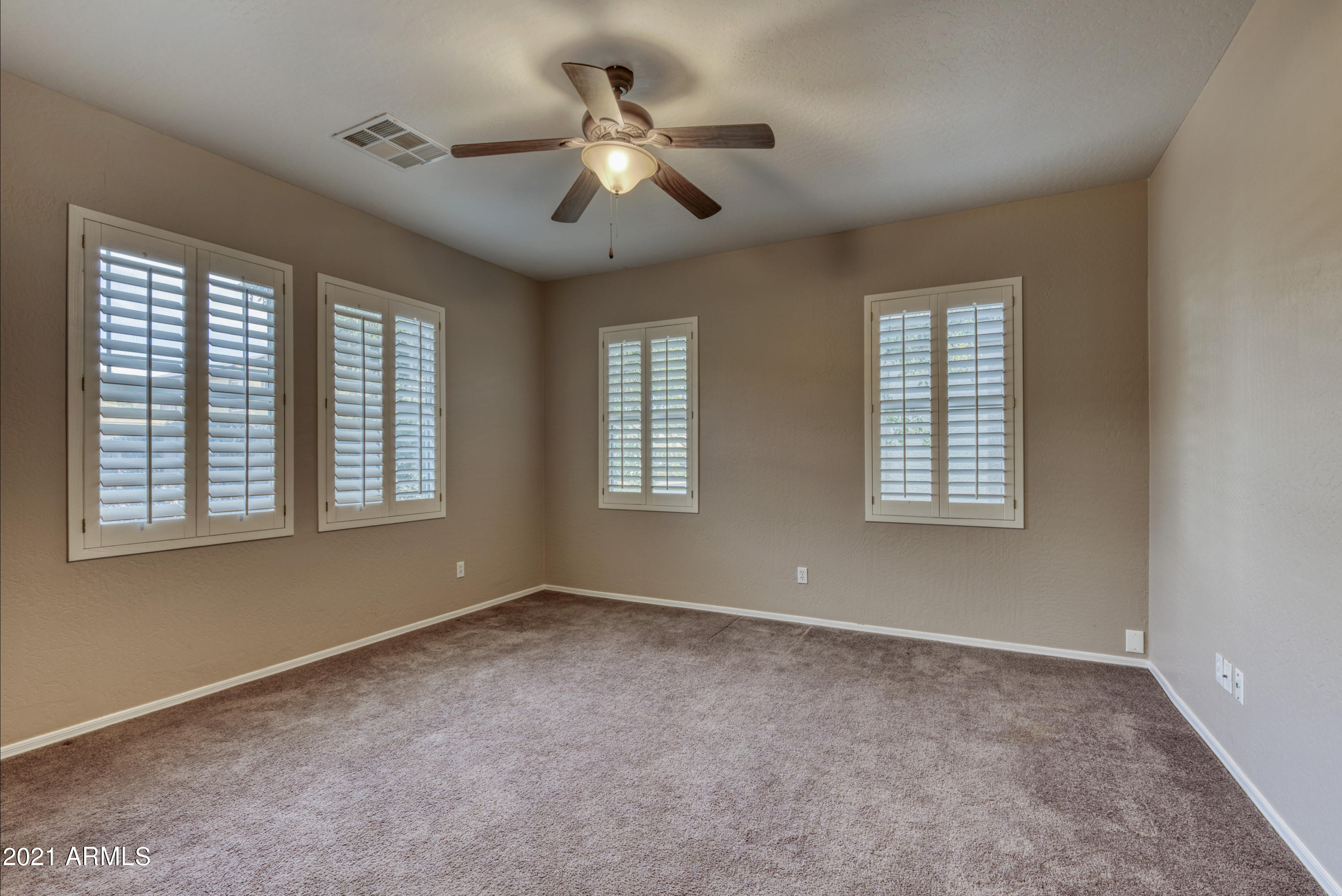 15009 West Bloomfield Road Surprise, AZ 85379 - Photo 9 of 27 Gallery Image 9