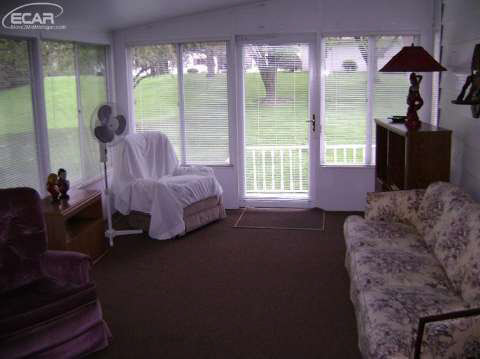 1110 North Genesee Road Burton, MI 48509 - Photo 7 of 7 20437902-6.JPG