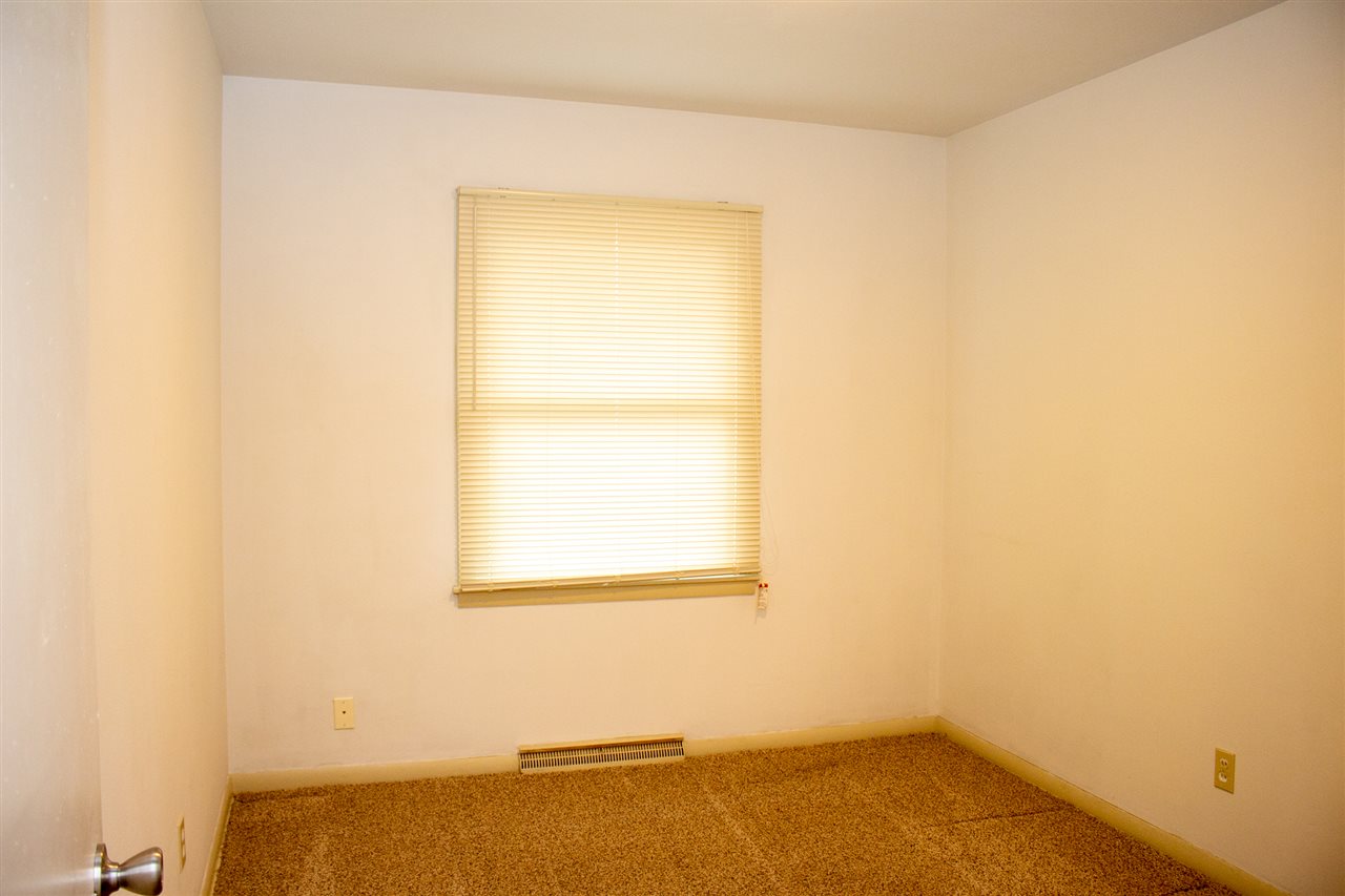 8638 Trudy Road Rockford, IL 61108 - Photo 11 of 22 Gallery Image 11