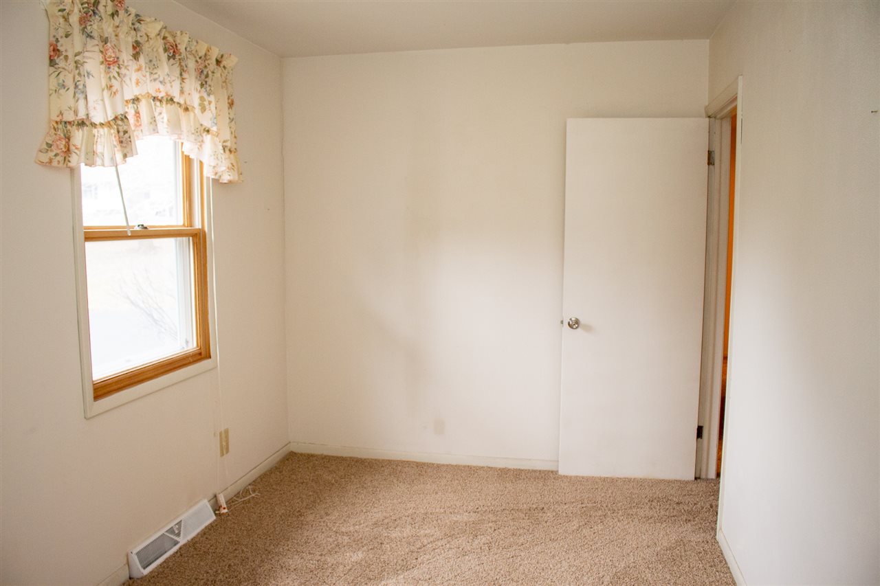 8638 Trudy Road Rockford, IL 61108 - Photo 8 of 22 Gallery Image 8