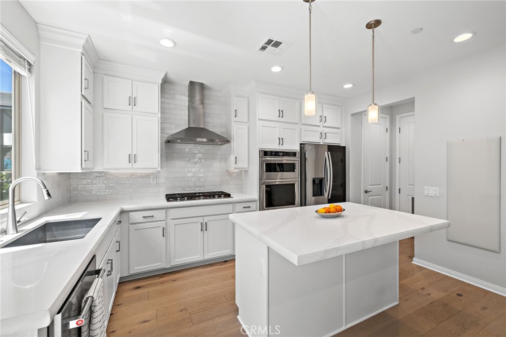 3372 Ivy Way Rancho Mission Viejo, CA 92694 - Photo 9 of 36 3372 Ivy Way Kitchen
