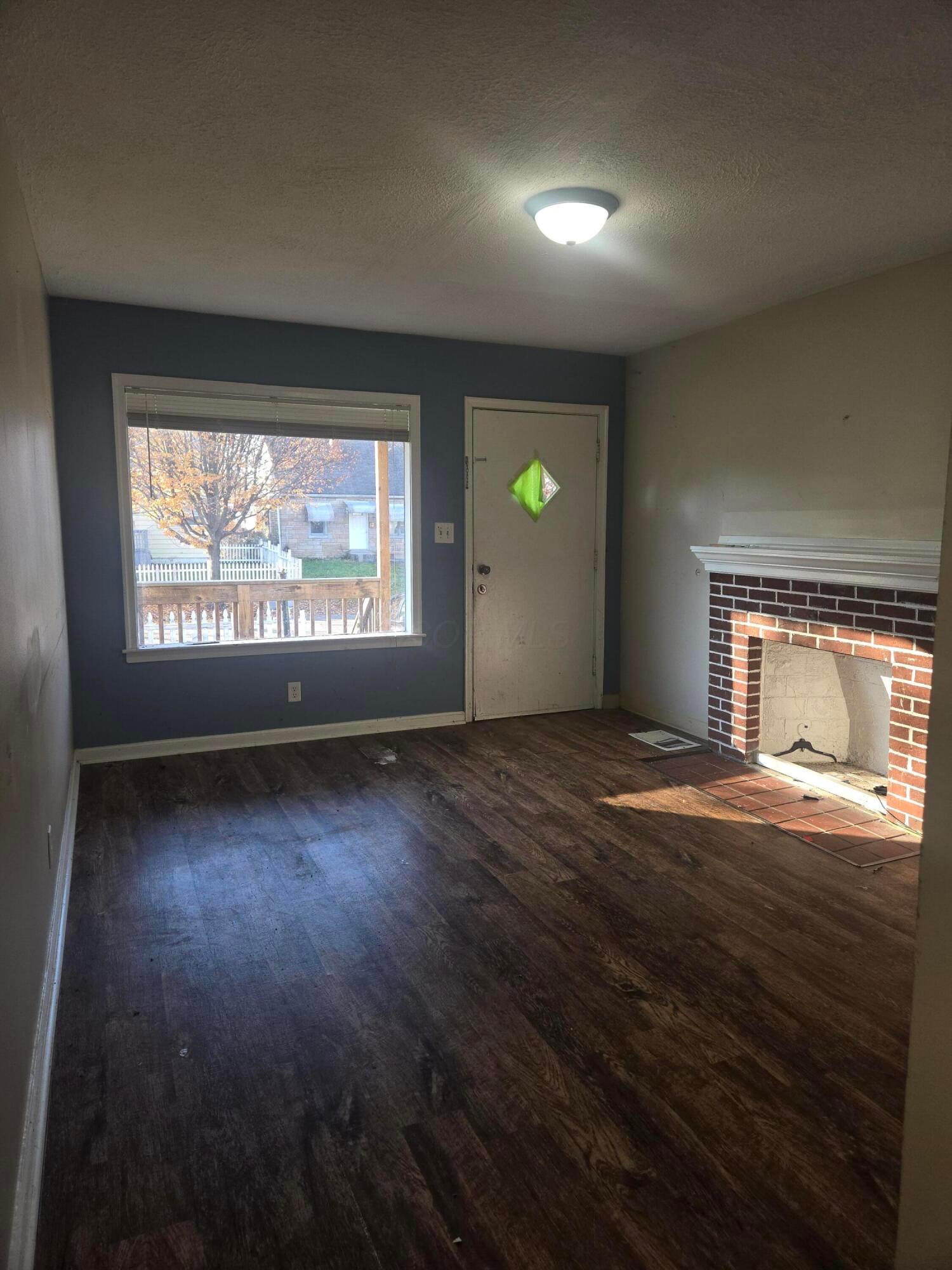 2152 Gerbert Road Columbus, OH 43211 - Photo 3 of 20