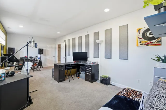 $430,000 | 9832 Crown Point Drive, Fort Wayne, IN 46804