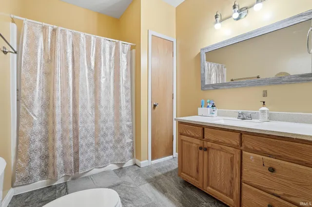 $430,000 | 9832 Crown Point Drive, Fort Wayne, IN 46804