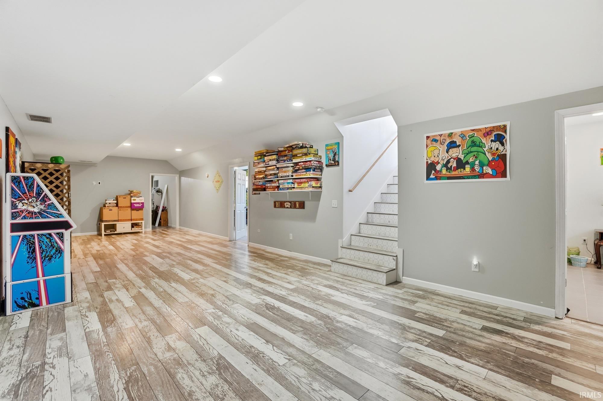 9832 Crown Point Drive Fort Wayne, IN 46804 - Photo 24 of 36