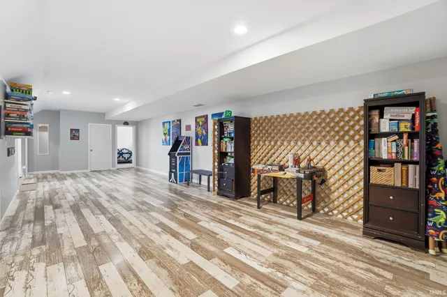 $430,000 | 9832 Crown Point Drive, Fort Wayne, IN 46804