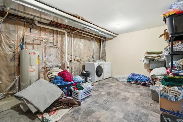 $430,000 | 9832 Crown Point Drive, Fort Wayne, IN 46804