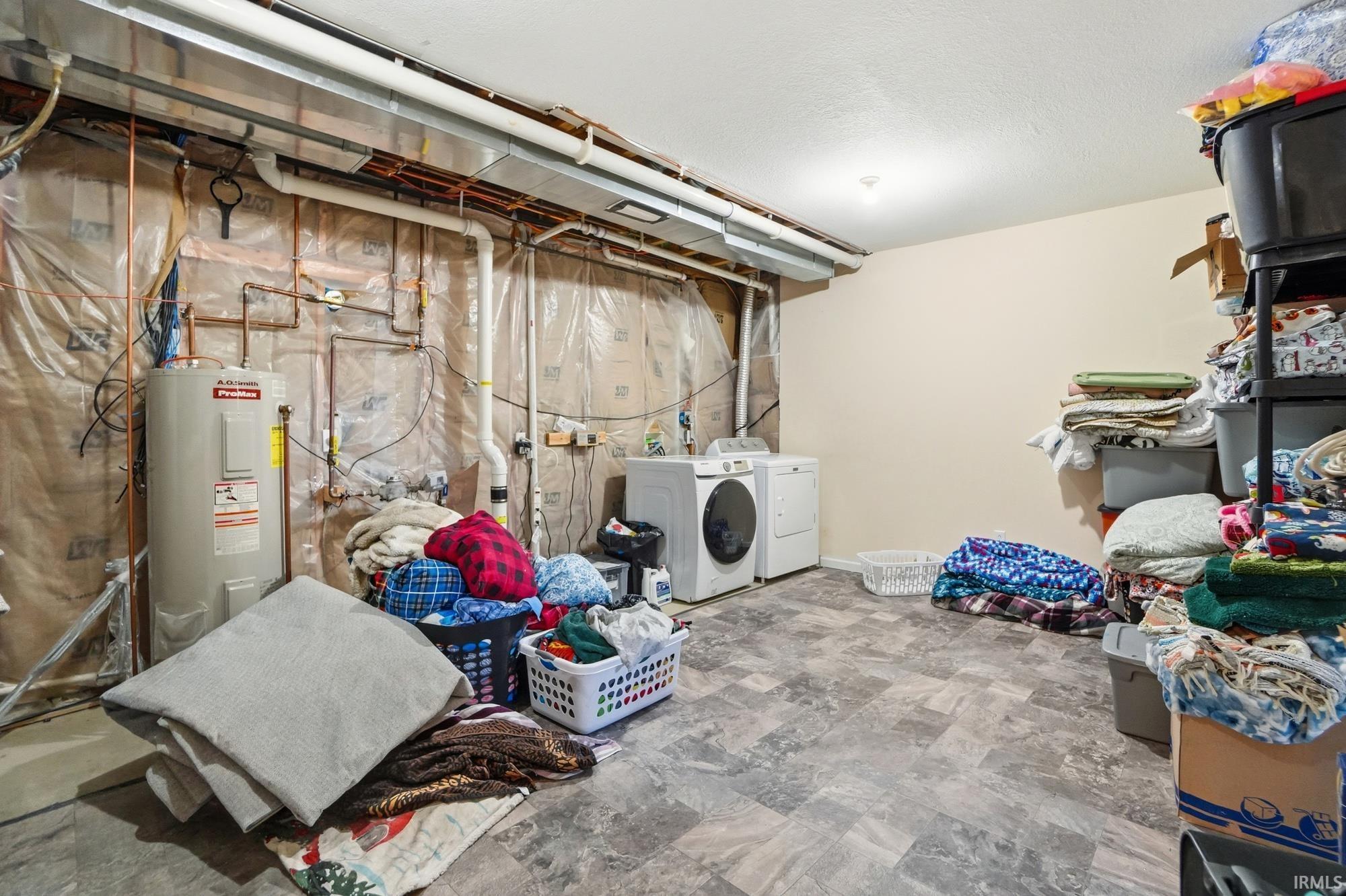 9832 Crown Point Drive Fort Wayne, IN 46804 - Photo 32 of 36