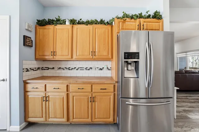 $430,000 | 9832 Crown Point Drive, Fort Wayne, IN 46804