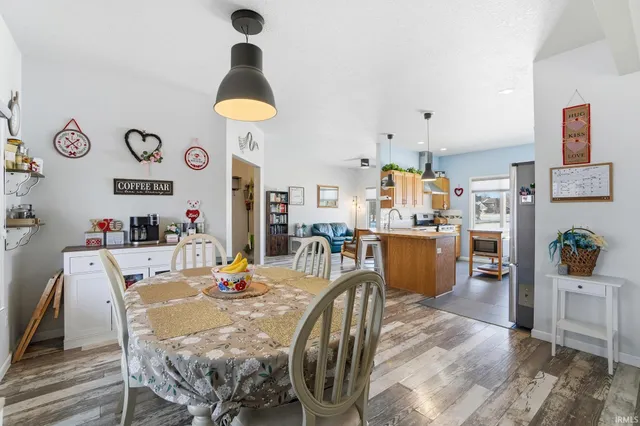 $430,000 | 9832 Crown Point Drive, Fort Wayne, IN 46804