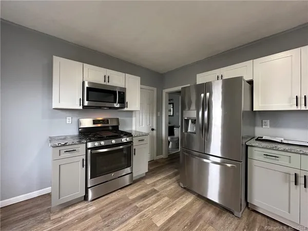 $1,500 | 12 Woodland Street, Unit 2, New Britain, CT 06051