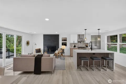 $2,395,000 | 1023 109th Avenue Southeast, Bellevue, WA 98004